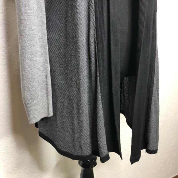 WHBM gray black chevron open front draped cardigan size Small - Picture 4 of 14